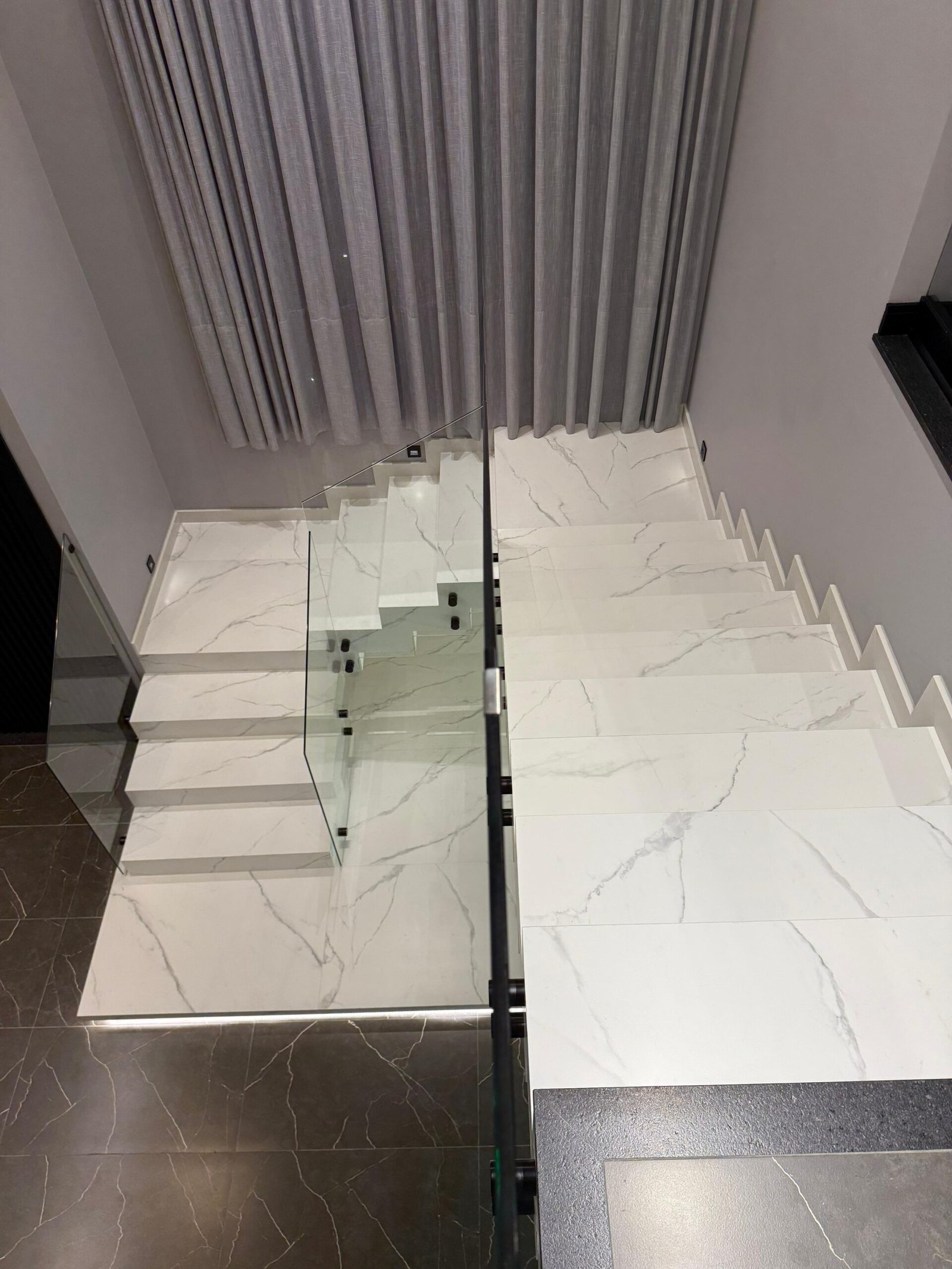 Casa Duplex Alto Padrão no Residencial Unique (10)