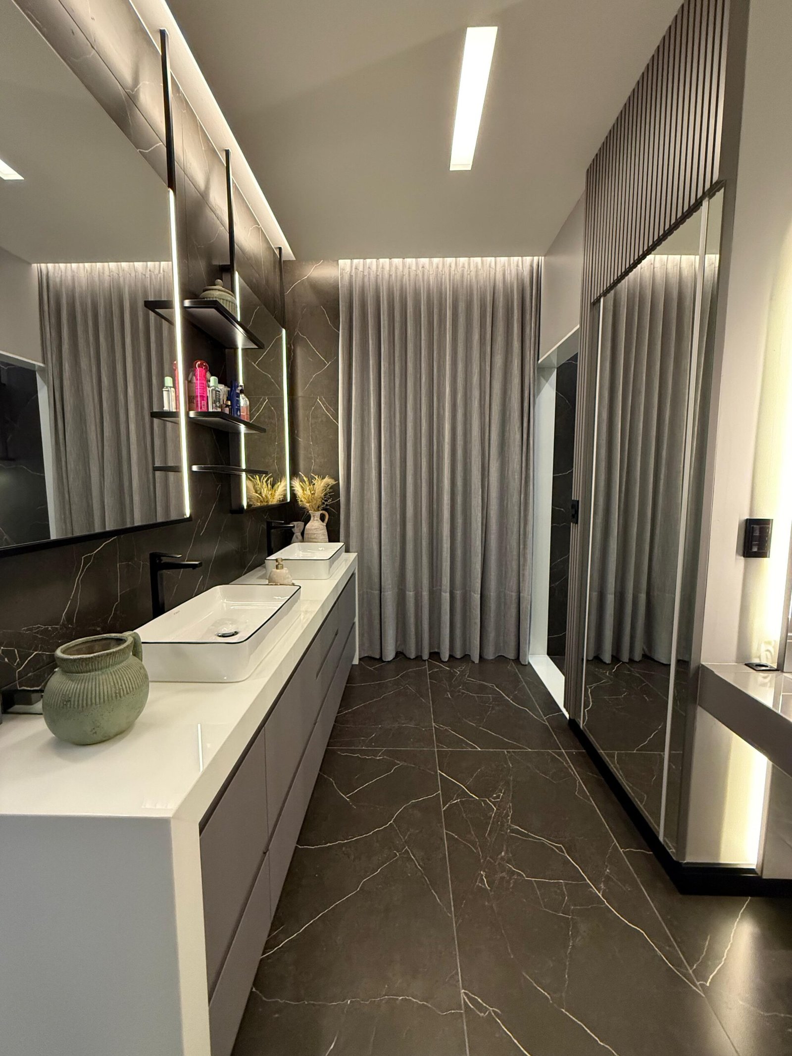 Casa Duplex Alto Padrão no Residencial Unique (26)