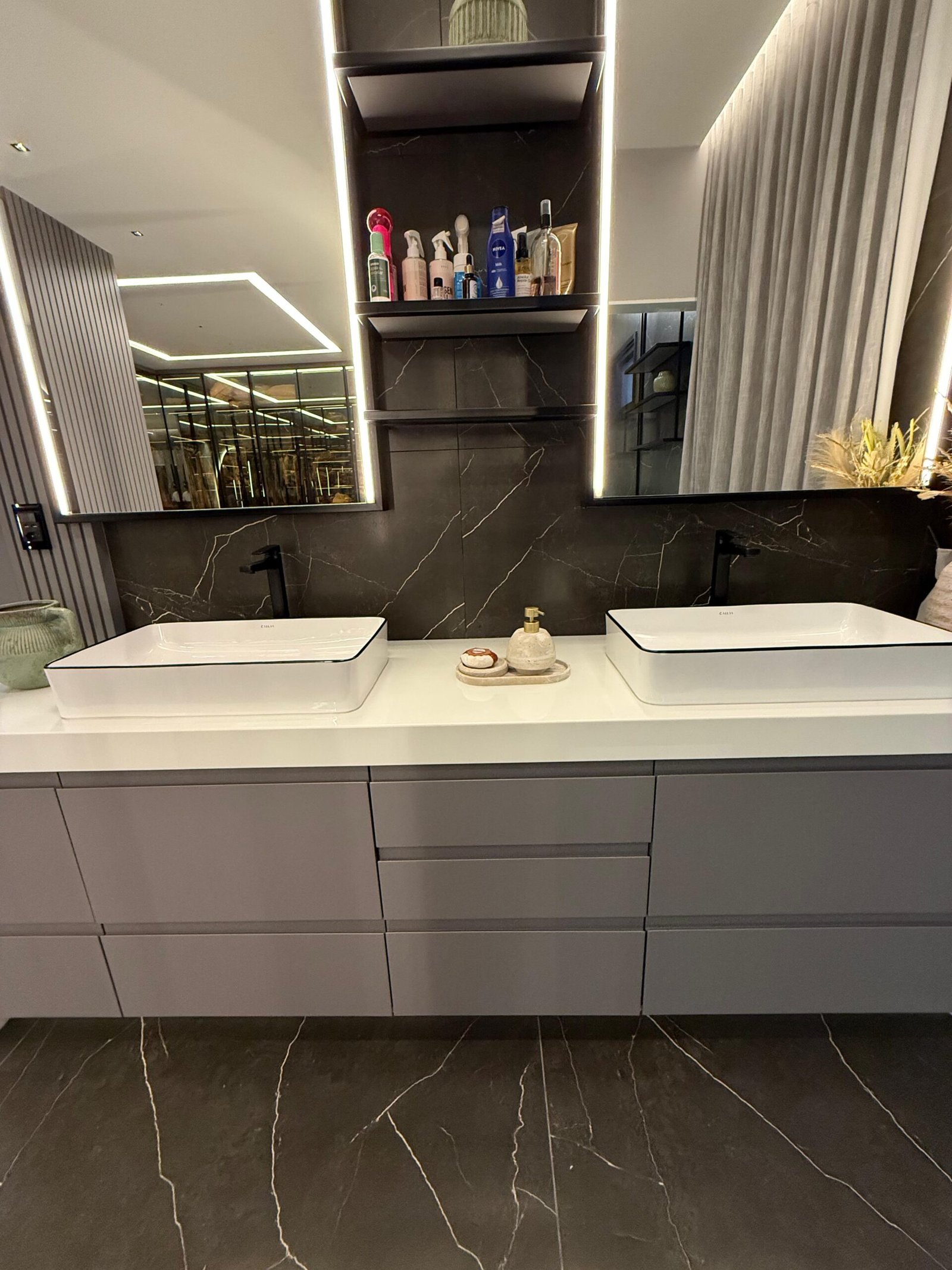 Casa Duplex Alto Padrão no Residencial Unique (34)