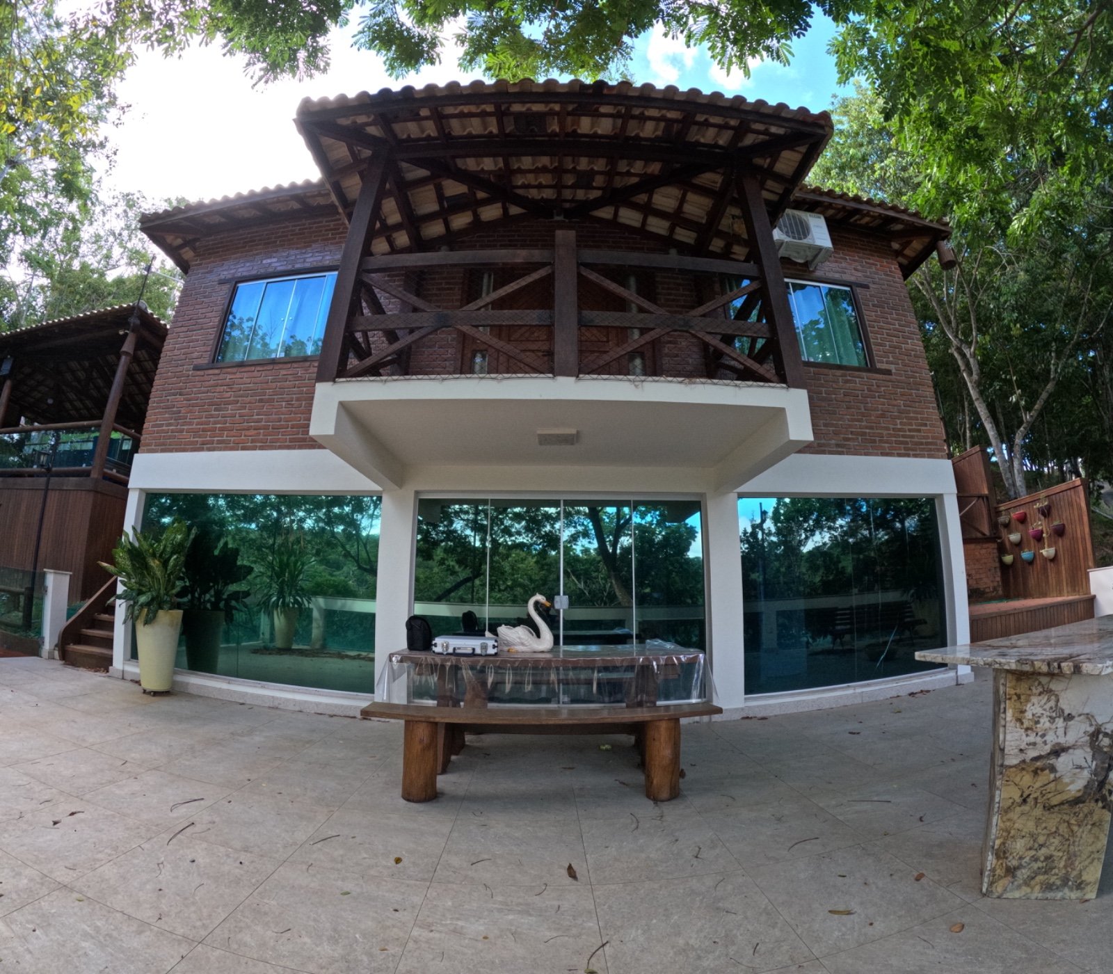 Casa e Lagoa 5000m2 um Paraíso (1)