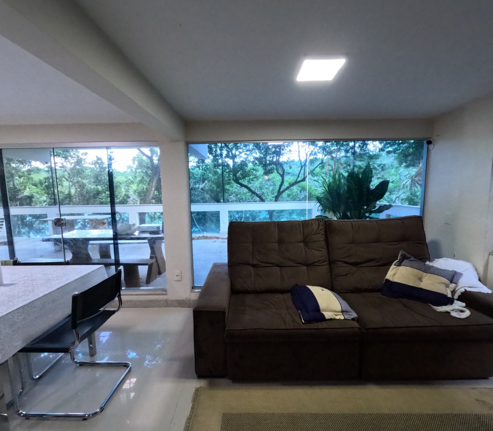 Casa e Lagoa 5000m2 um Paraíso (10)