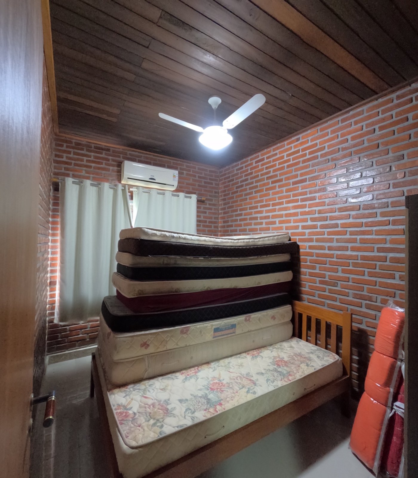 Casa e Lagoa 5000m2 um Paraíso (22)