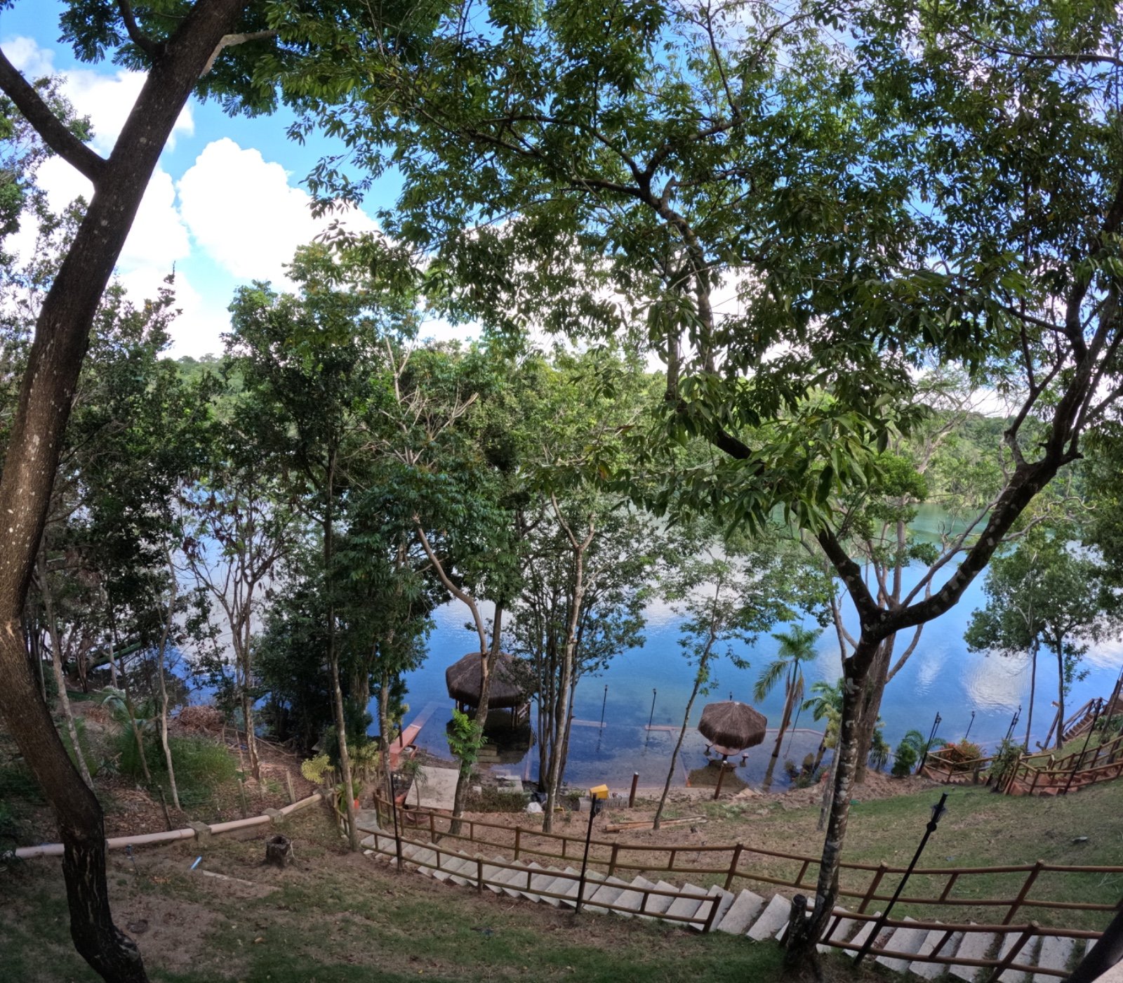 Casa e Lagoa 5000m2 um Paraíso (3)