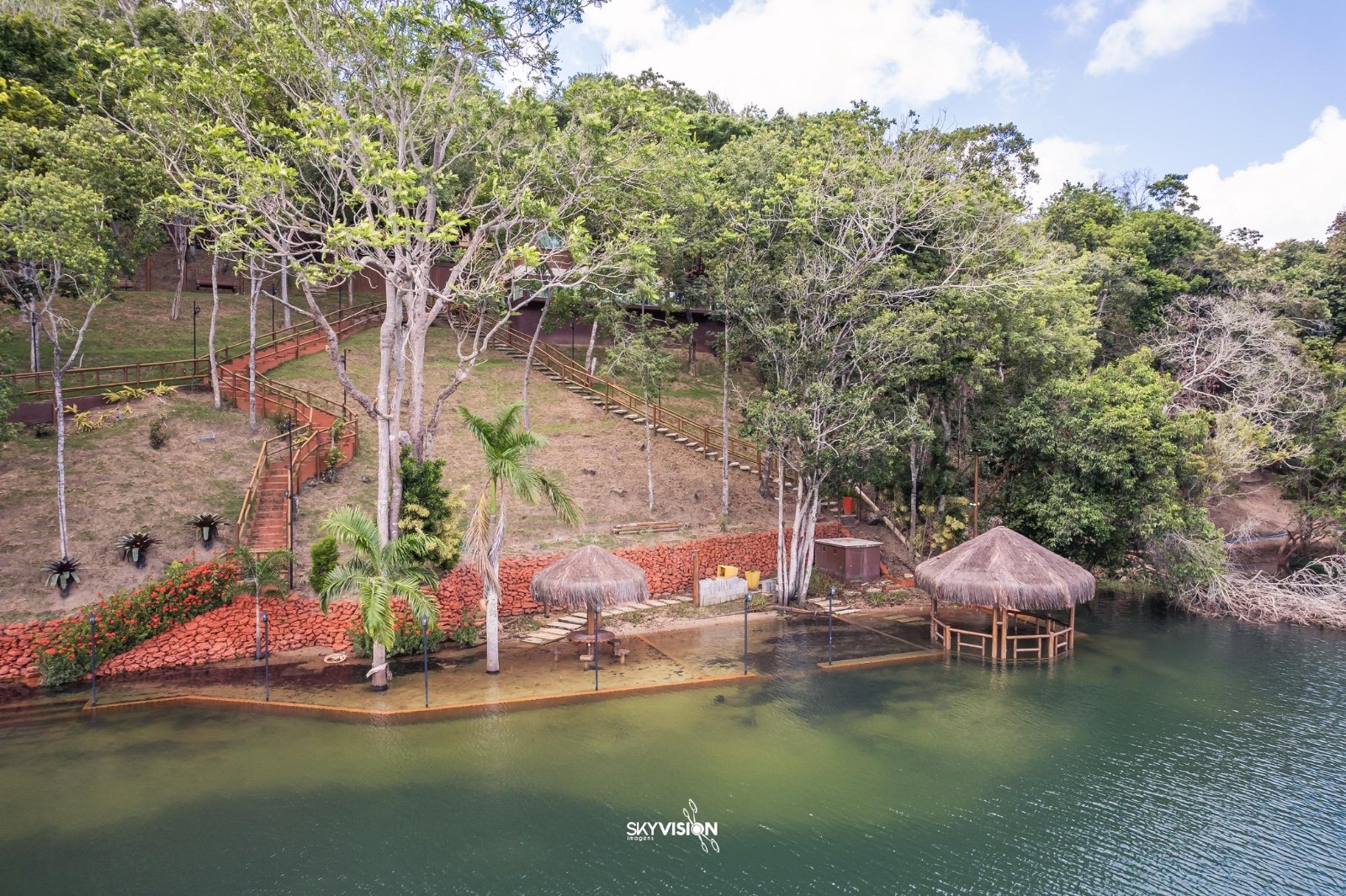Casa e Lagoa 5000m2 um Paraíso (49)