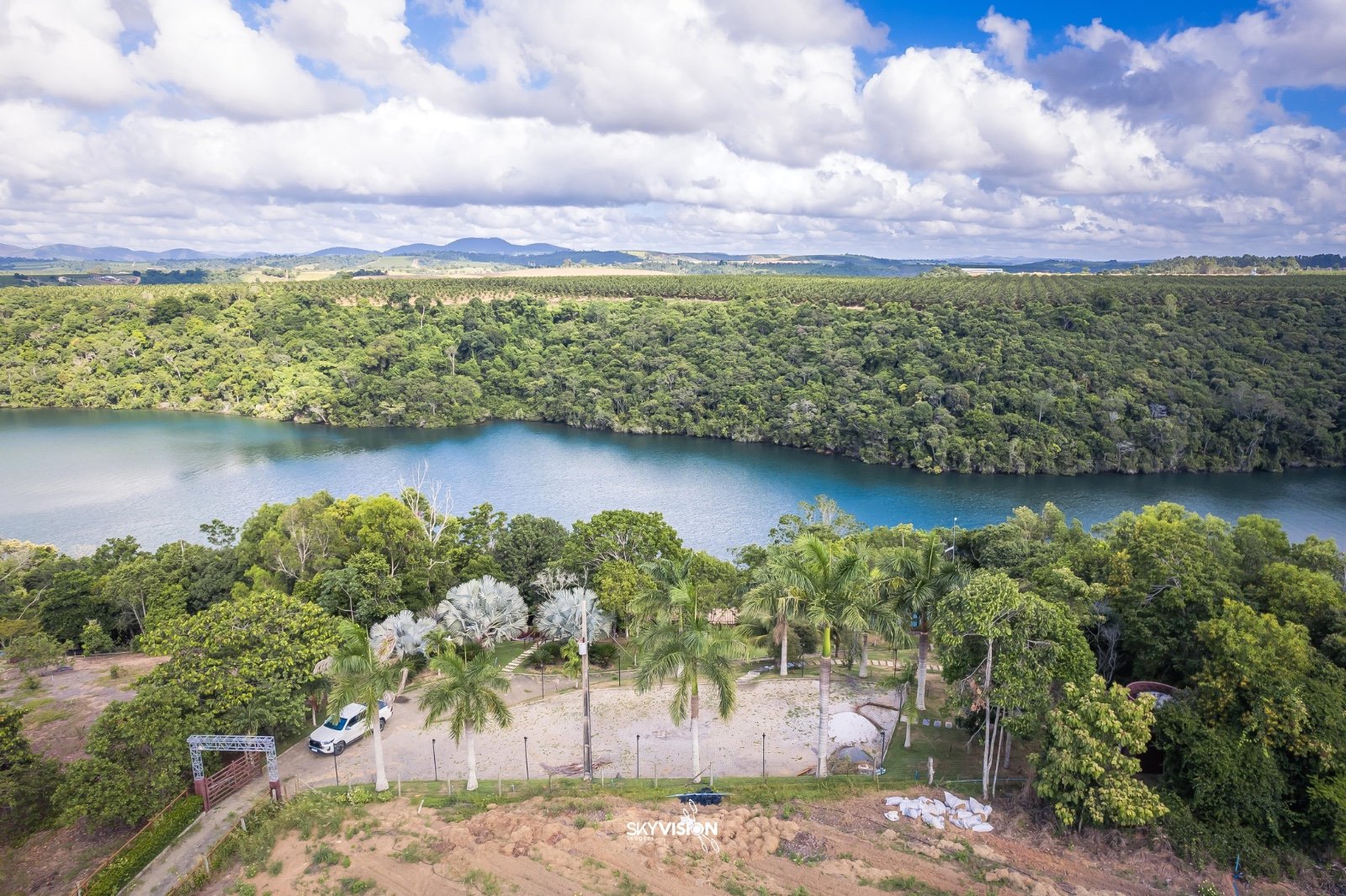Casa e Lagoa 5000m2 um Paraíso (56)