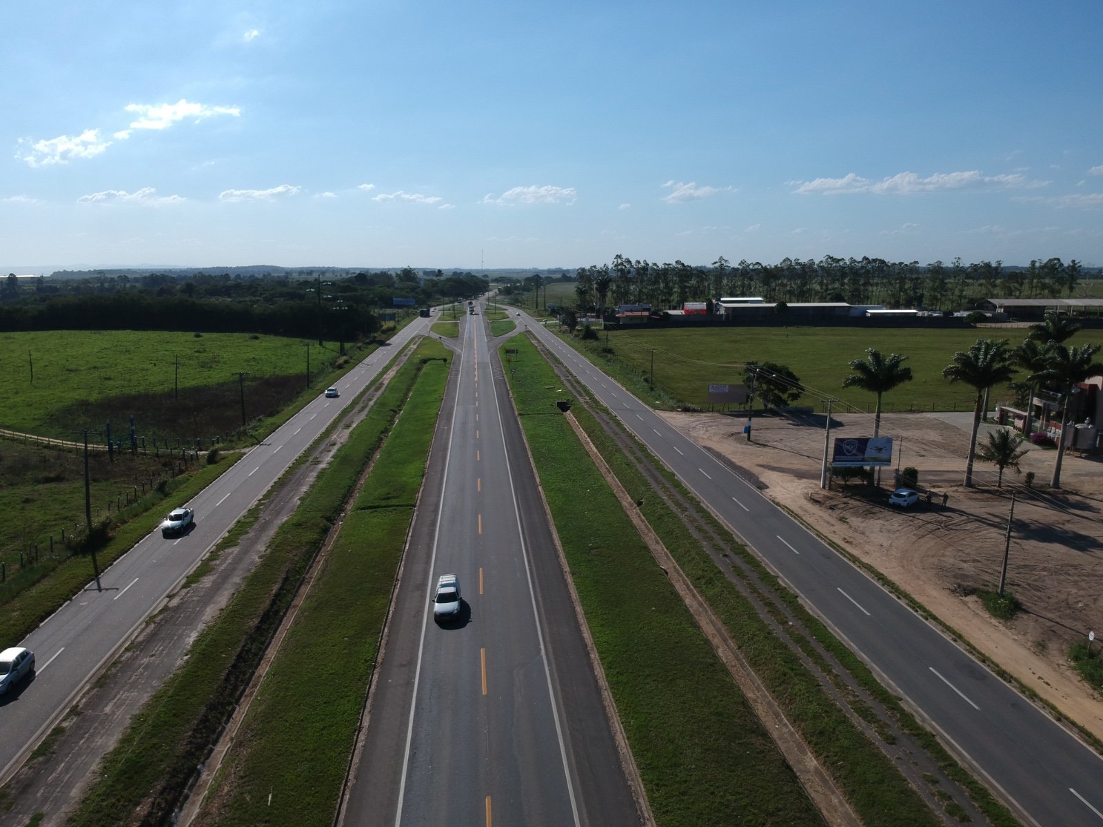 Terreno com Galão às Margens da BR-101 2 (11)