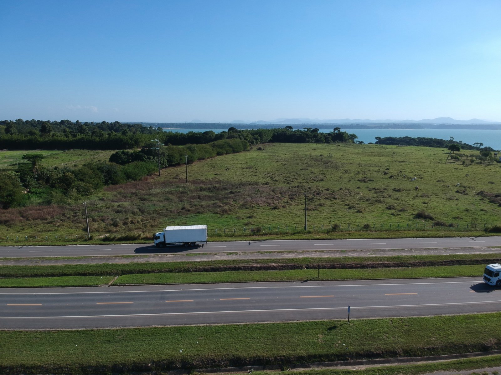 Terreno com Galão às Margens da BR-101 2 (4)