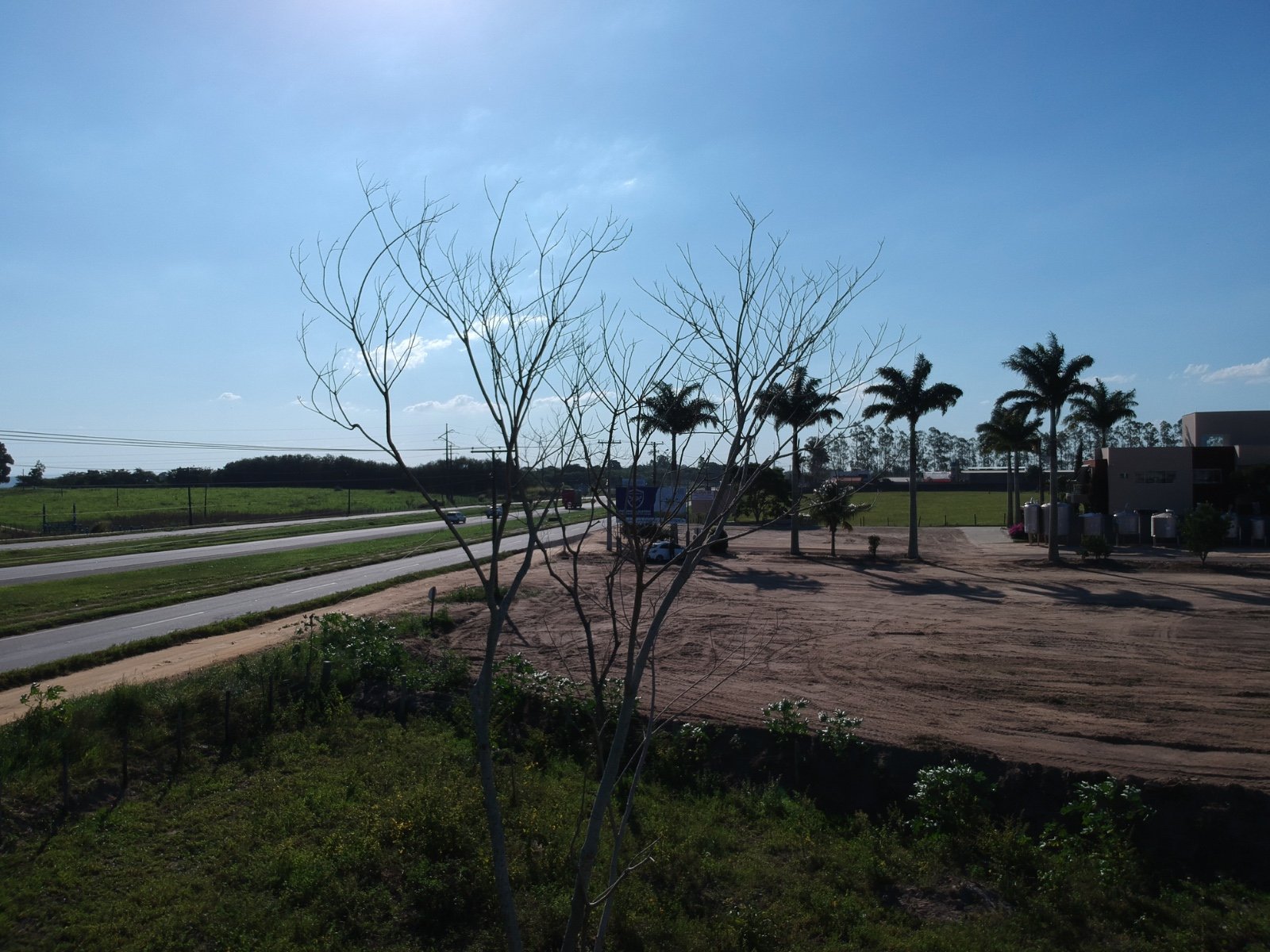 Terreno com Galão às Margens da BR-101 2 (8)